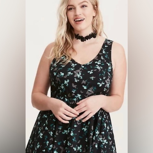 Size 18 Torrid Butterfly Print Dress - Picture 2 of 7